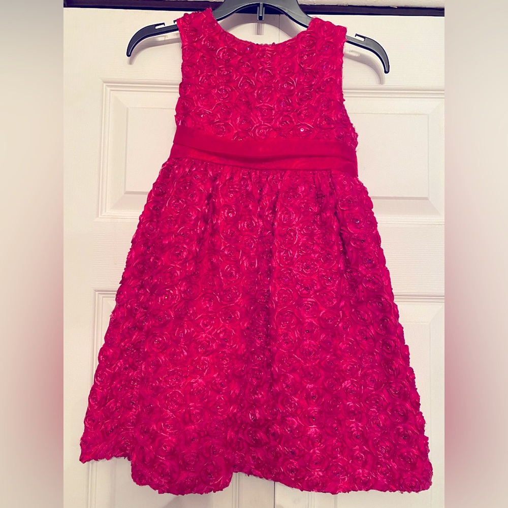 Elegant Dark Pink Floral Party Dress size 4.